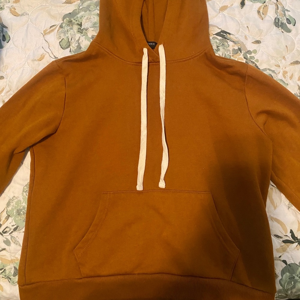 Forever 21 cropped hoodie